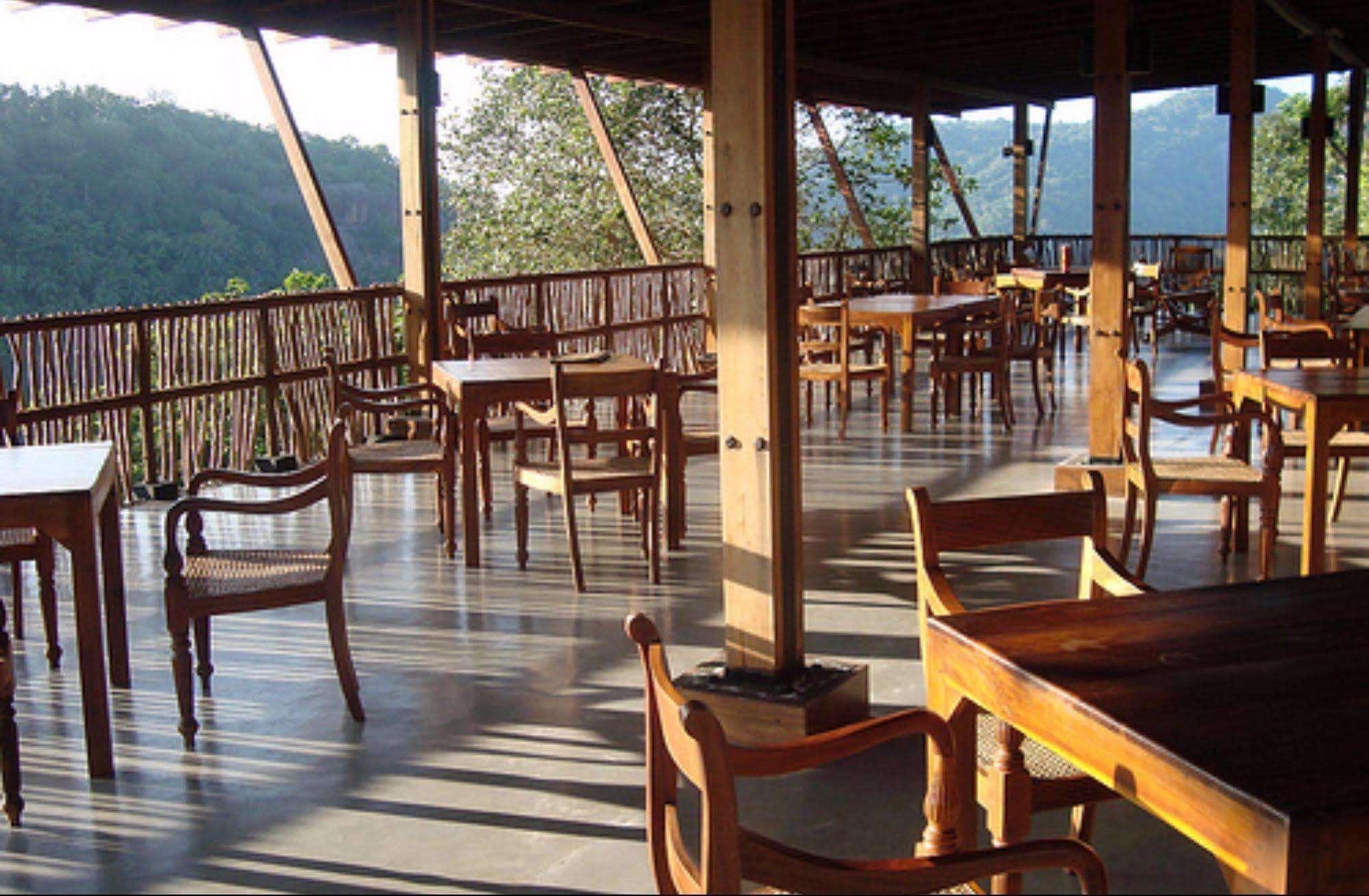 Hotel Birds Park Polgahawela Wadakada Exterior foto
